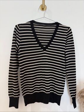 Club Monaco Black & Cream Striped V-Neck Sweater
